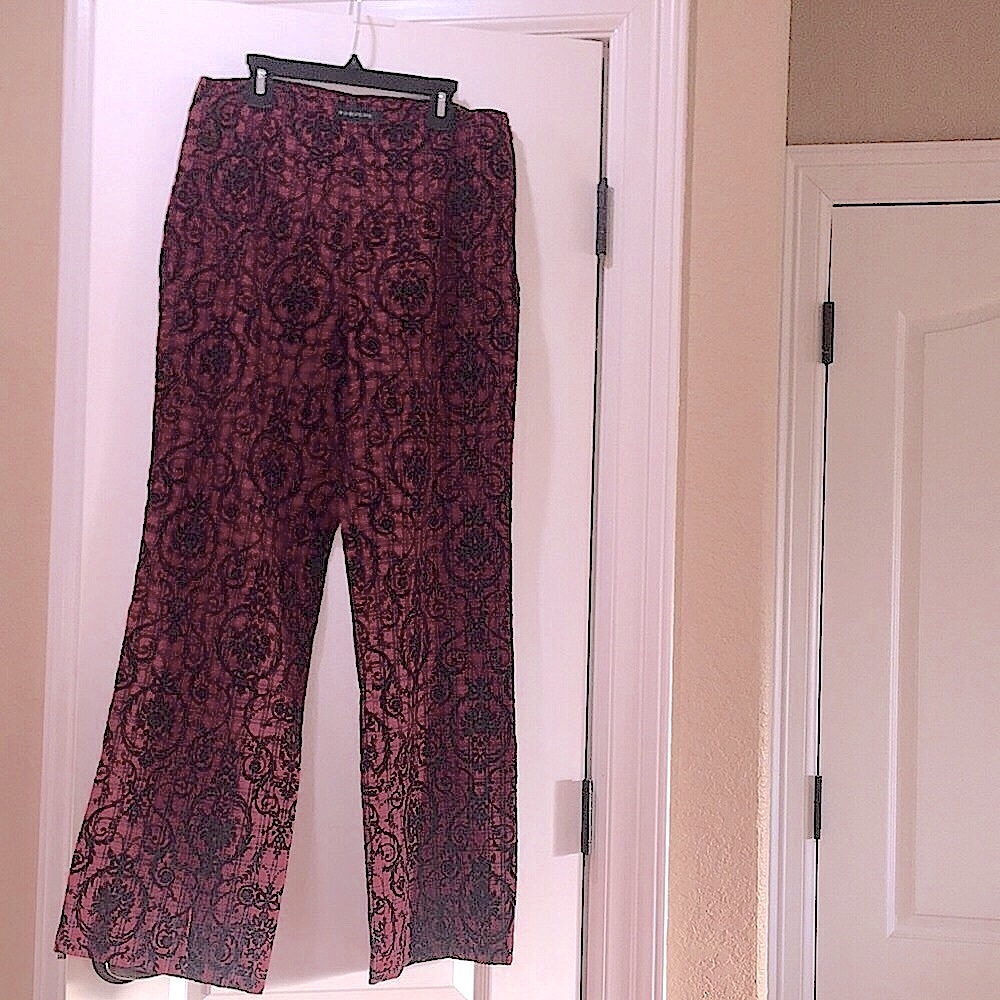 HAROLD’S Fancy Red plaid pant - Picture 2 of 10
